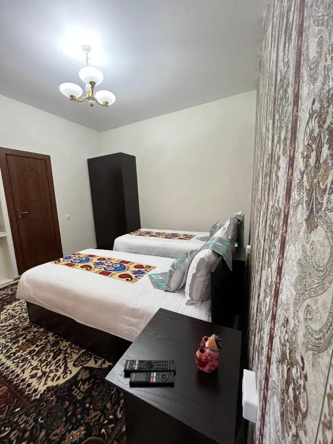 Old Safari Golden Location Guest House Бухара Экстерьер фото